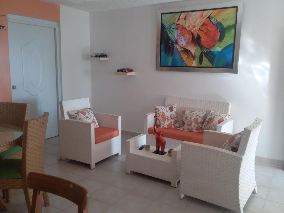 Room In Guest Room - Best Bed And Breakfast In Samana Breakfast Included Екстер'єр фото